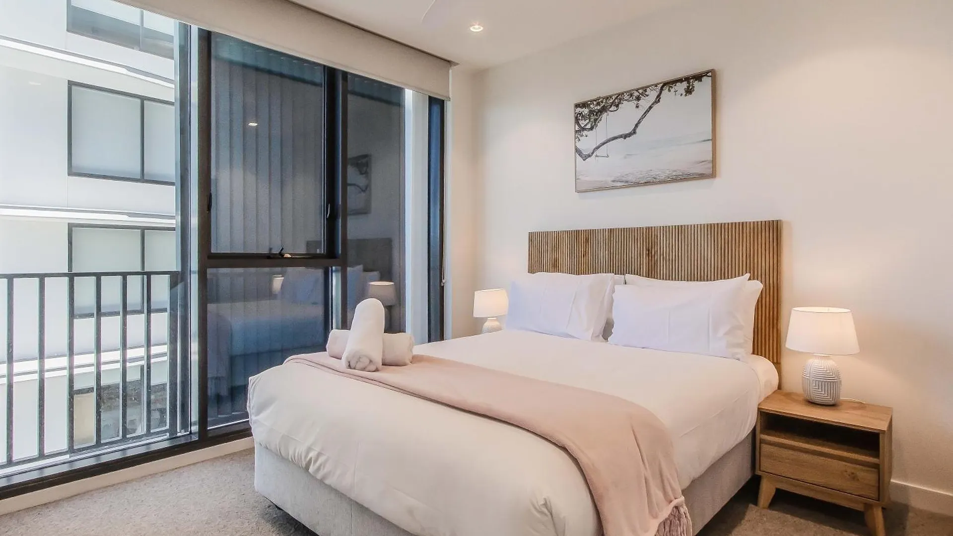 Hemingway Palm Beach - Premium Oceanview Apartments By Burleigh Letting Gold Coast 0*,  Australia